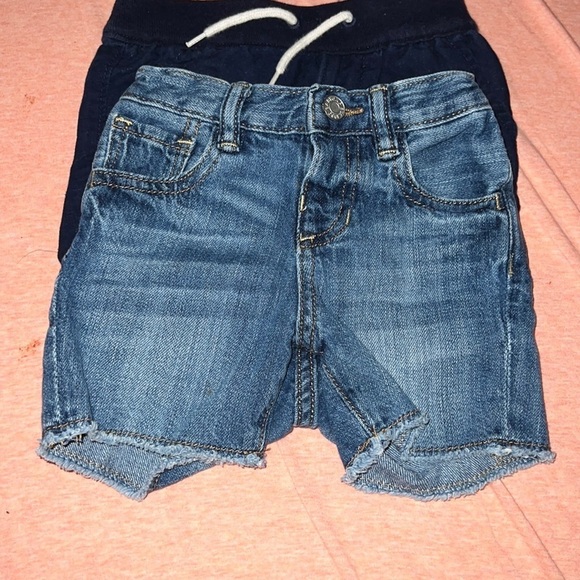 GAP Other - Gap Baby shorts bundle